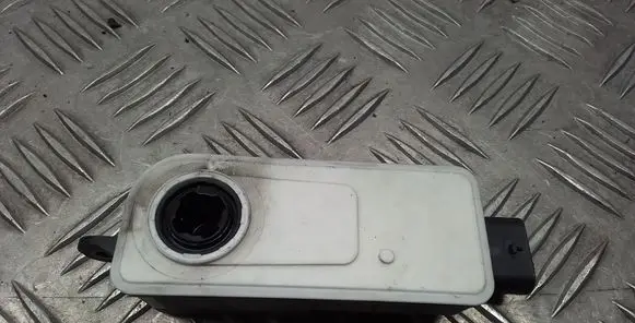Tesla Model 3 Radiator active air flap actuator 131688800032