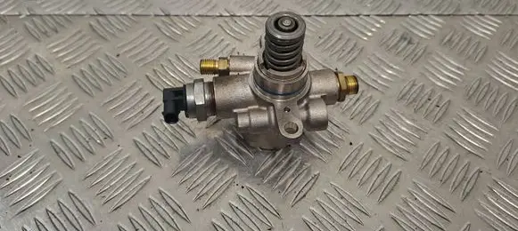 Audi A6 S6 C8 4K Mechanical fuel pump 06M127A02