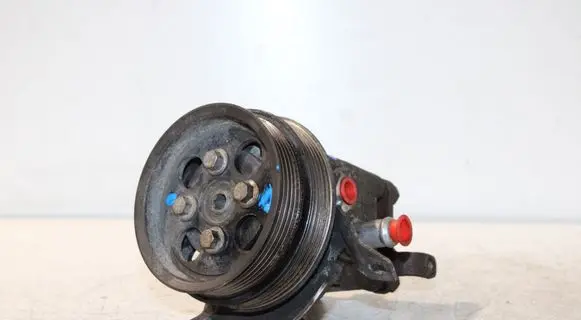 Volvo XC60 Power steering pump 31280320