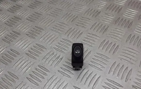 Nissan Kubistar Electric window control switch