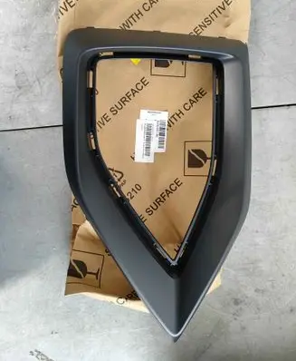 Front bumper lower grill