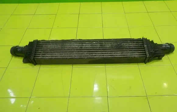 Audi A5 8T 8F Intercooler radiator RP17