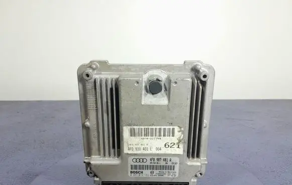 Audi A6 Allroad C5 Engine control unit/module ECU 4F0907401A
