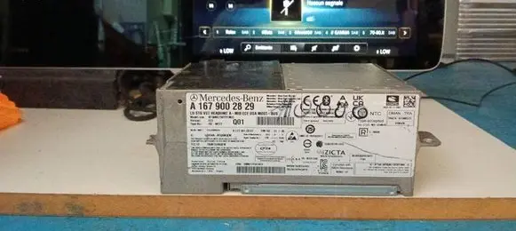 Mercedes-Benz GLE W167 Radio/CD/DVD/GPS head unit A1679002829