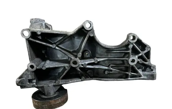 Audi A4 S4 B7 8E 8H Engine mounting bracket 06D903143C 06B903341