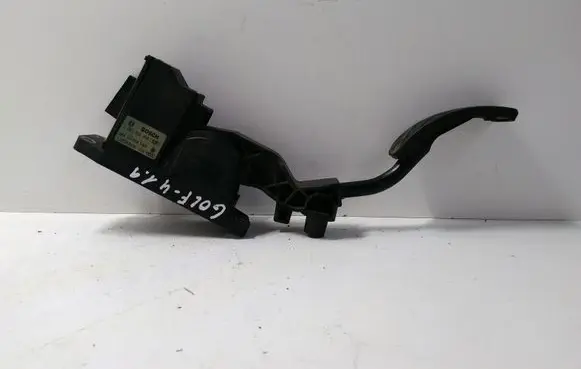 Volkswagen Golf IV Accelerator throttle pedal 0281002346 1J2721503H