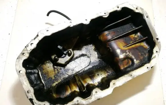 Volkswagen Golf V Oil sump 03c103603j