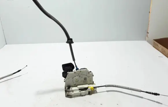 Audi A6 S6 C8 4K Front door lock 4K1837016J