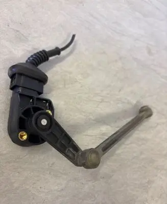Volkswagen Phaeton Headlight level adjustment motor 4A0906102