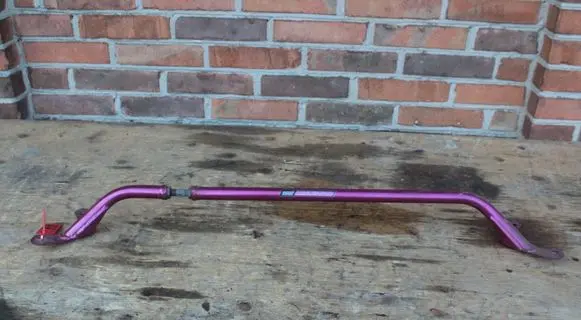Subaru Impreza II Front strut bar 