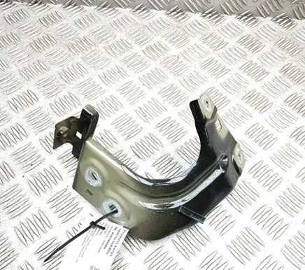 Audi Q6 e-tron Fender mounting bracket 85H821135