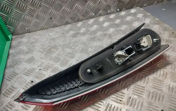 Volvo V70 Rear/tail lights 160986R