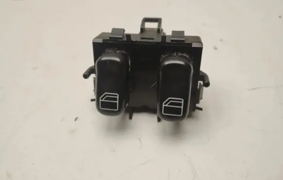 Mercedes-Benz ML W163 Electric window control switch A1638203110