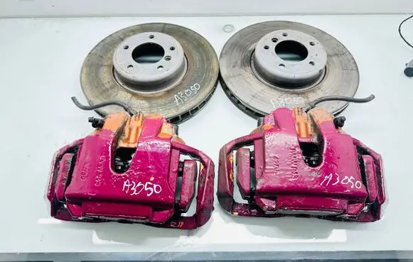 BMW 5 E60 E61 Brake discs and calipers set A3050