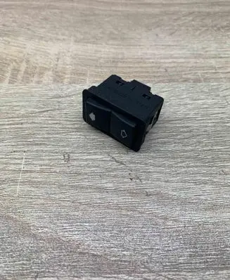 BMW 5 E39 Electric window control switch 8368974