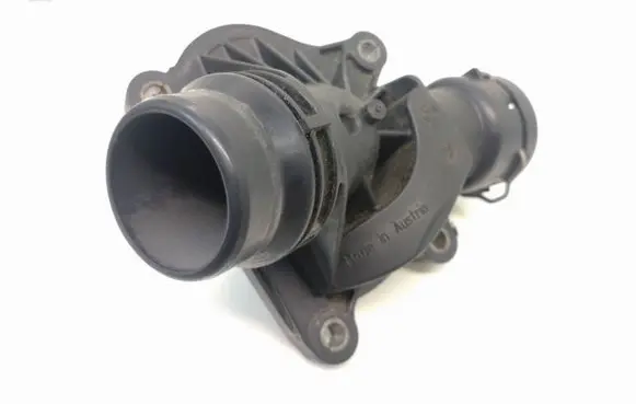 Thermostat/thermostat housing