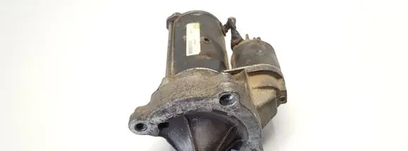 Peugeot 406 Starter motor D7R27