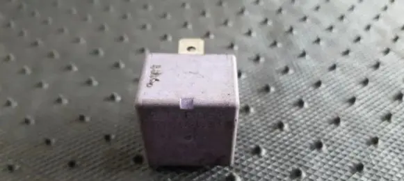 Renault Megane I Other relay 12V50A03525 12V-50A-03525