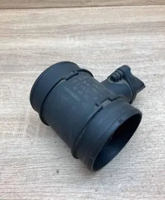 Opel Corsa C Mass air flow meter 24439252 0281002549