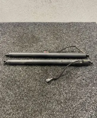 Porsche Macan (95B) Tailgate/trunk strut/damper 95B827851G