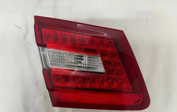 Mercedes-Benz E W212 Tailgate rear/tail lights A055364 2128200964