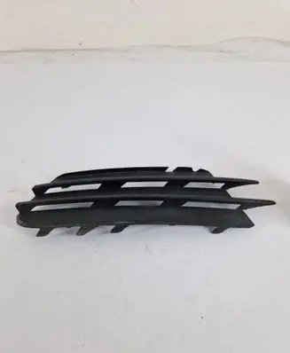 Volkswagen Scirocco Front grill 1K8853666B