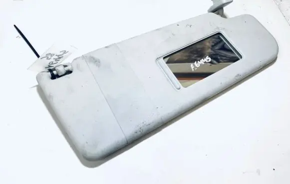 Sun visor