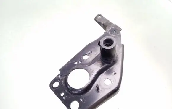 Audi A6 S6 C5 4B Bumper support mounting bracket corner 4B0805500A