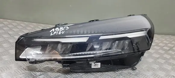 Renault Clio V Headlight/headlamp 260600149R 149R006600 148R006599
