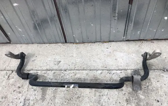 Mercedes-Benz C W205 Front anti-roll bar/sway bar A2053230965
