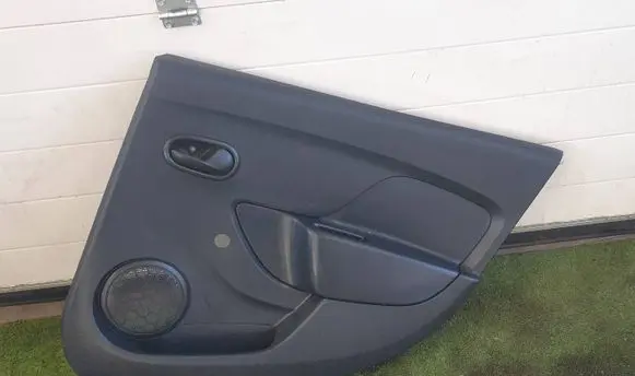 Dacia Sandero II Rear door card panel trim 829A07262R