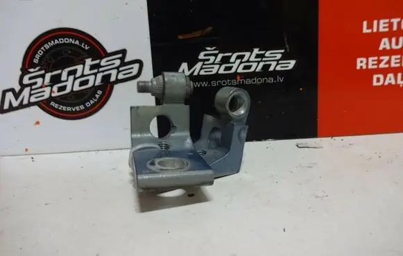 Skoda Octavia Mk2 (1Z) Front door hinge set 6Y0833401C