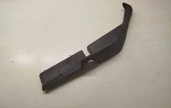 Land Rover Discovery Sport Fender foam support/seal FK7216A594AB