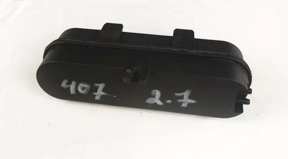 Vacuum air tank