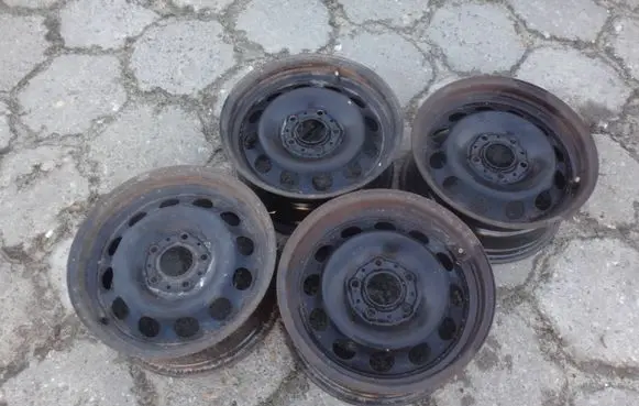 BMW 3 E46 R16 steel rim