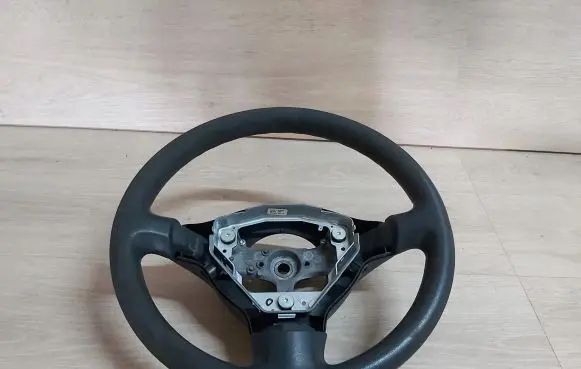 Toyota Yaris Steering wheel 23250-23020