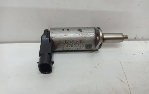 Audi A4 S4 B8 8K Camshaft vanos timing valve 06H103697A C271302302 11112512423B