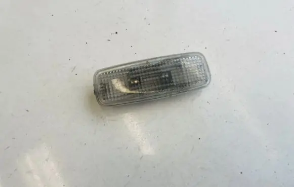 Audi A6 S6 C5 4B Other interior light 8l0947105a