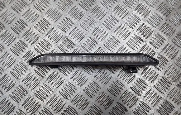 Opel Zafira A Third/center stoplight 90582025