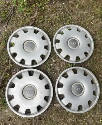 Audi A4 S4 B7 8E 8H R16 wheel hub/cap/trim 4B0601147D