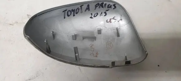 Toyota Prius (XW50) Plastic wing mirror trim cover 960F
