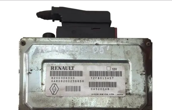 Renault Vel Satis Transfer box differential control unit 8200256858 8200306333