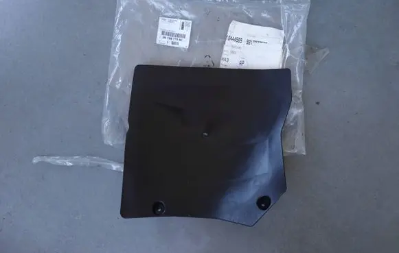 Peugeot 308 Front arch 9819977580