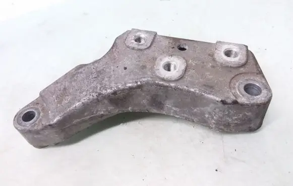 Audi A3 S3 8P Gearbox mounting bracket 1K0199117