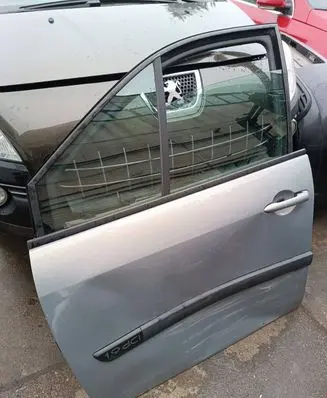 Renault Scenic II - Grand scenic II Front door
