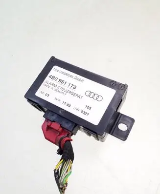 Audi A6 S6 C5 4B Alarm control unit/module 4B0951173