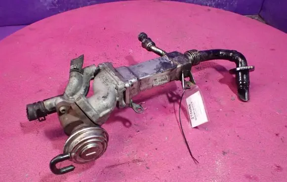 Audi A8 S8 D3 4E EGR valve 057131636