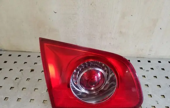 Volkswagen PASSAT B6 Tailgate rear/tail lights 3C9945093