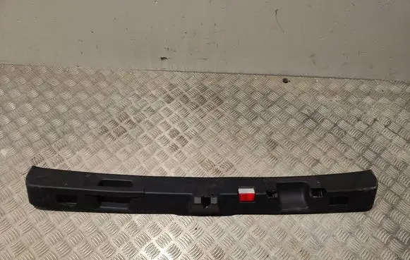 Mercedes-Benz GLC C253 Tailgate trim A2537400172