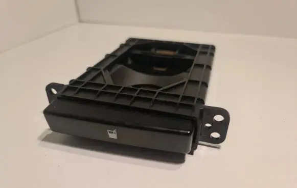 Toyota Avensis T250 Cup holder 